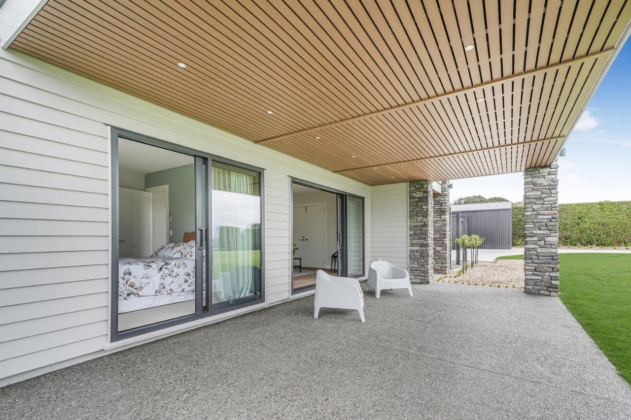 קיימברידג' Lakeside Karapiro Downstairs Apartment מראה חיצוני תמונה