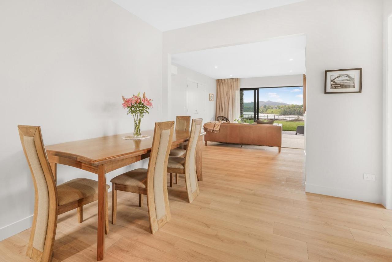 קיימברידג' Lakeside Karapiro Downstairs Apartment מראה חיצוני תמונה